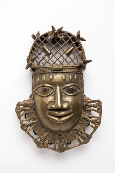 Pendant Mask