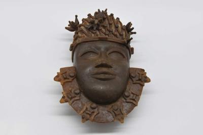 Pendant Mask