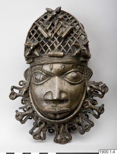 Pendant Mask