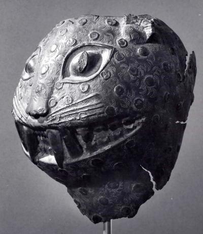 Leopard Figure