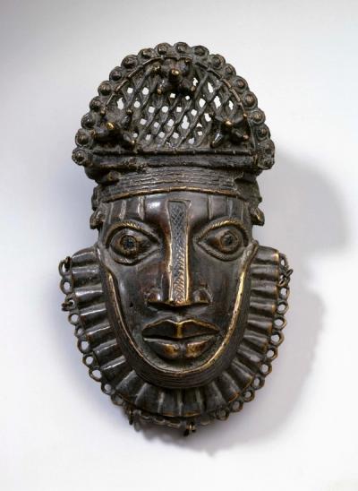 Pendant Mask