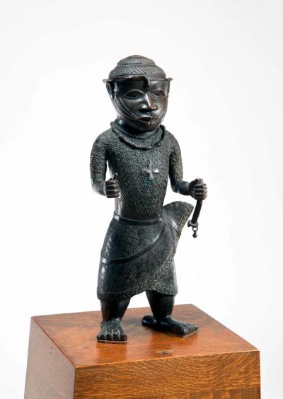 Ewua Messenger Figure