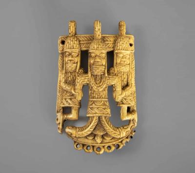 Pendant Plaque