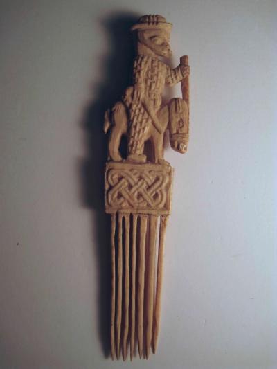 Comb